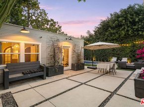 7030 De Longpre Avenue, Los Angeles CA 90028