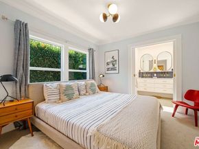 7030 De Longpre Avenue, Los Angeles CA 90028