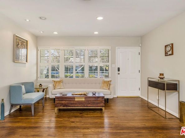 6050 Allott Avenue, Van Nuys CA 91401