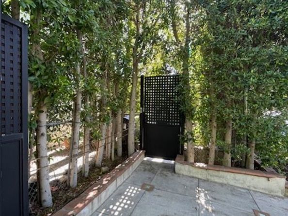 934 N Sweetzer Avenue, West Hollywood CA 90069