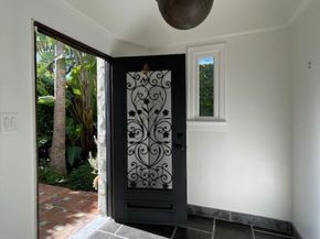 934 N Sweetzer Avenue, West Hollywood CA 90069