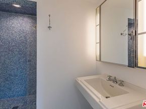 1248 N Wetherly Drive, Los Angeles CA 90069