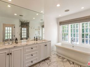 1248 N Wetherly Drive, Los Angeles CA 90069