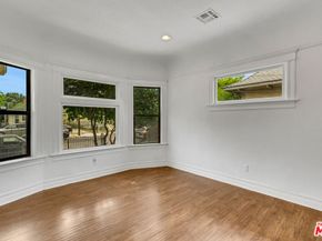 1492 W 28th Street, Los Angeles CA 90007