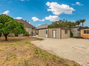 1492 W 28th Street, Los Angeles CA 90007