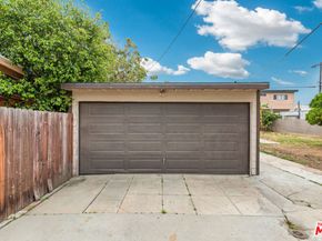 1492 W 28th Street, Los Angeles CA 90007