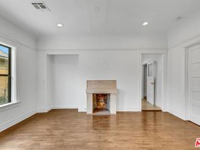 1492 W 28th Street, Los Angeles CA 90007