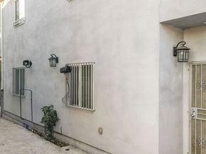 2531 Folsom Street, Los Angeles CA 90033