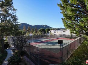 17097 Palisades Circle, Pacific Palisades CA 90272