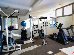 17097 Palisades Circle, Pacific Palisades CA 90272