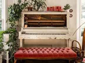 14321 Valerio Street, Van Nuys CA 91405