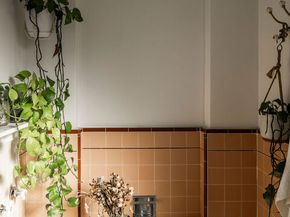 14321 Valerio Street, Van Nuys CA 91405