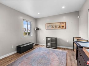 9232 S 8th Avenue, Inglewood CA 90305