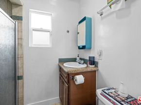 9232 S 8th Avenue, Inglewood CA 90305