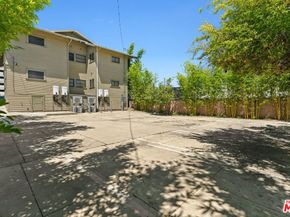 1140 Lemoyne Street, Los Angeles CA 90026