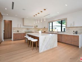 112 S Valley Street, Toluca Lake CA 91505