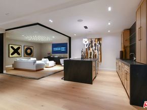 112 S Valley Street, Toluca Lake CA 91505