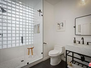 2333 Effie Street, Los Angeles CA 90026