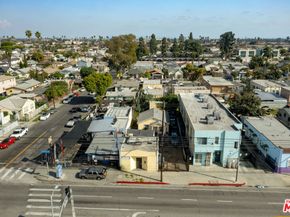 6804 S Hoover Street, Los Angeles CA 90044