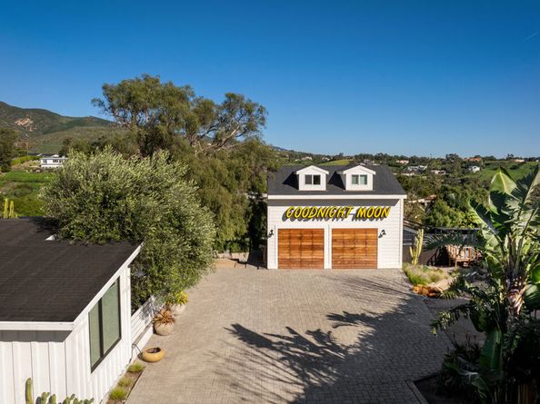 29517 Harvester Road, Malibu CA 90265