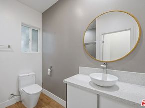5641 Riverton Avenue, North Hollywood CA 91601