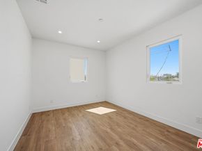 5641 Riverton Avenue, North Hollywood CA 91601
