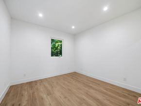 5641 Riverton Avenue, North Hollywood CA 91601