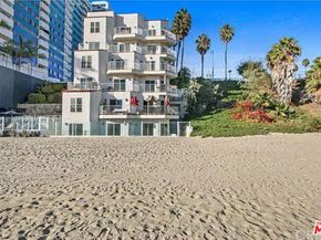 25 15th Place 101, Long Beach CA 90802
