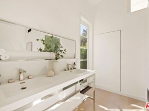 647 Old Topanga Canyon Road, Topanga CA 90290