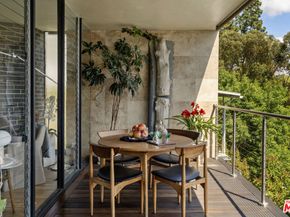 6190 Temple Hill Drive, Los Angeles CA 90068