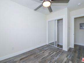522 W 82nd Street, Los Angeles CA 90044