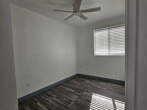 522 W 82nd Street, Los Angeles CA 90044