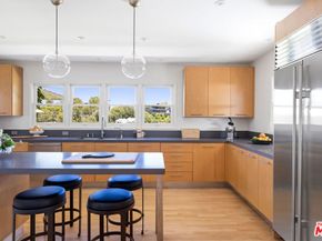 224 Glenroy Place, Los Angeles CA 90049