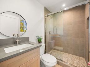 2621 Veteran Avenue, Los Angeles CA 90064