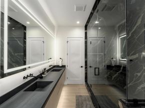 5140 Los Robles Dr, Carlsbad CA 92008