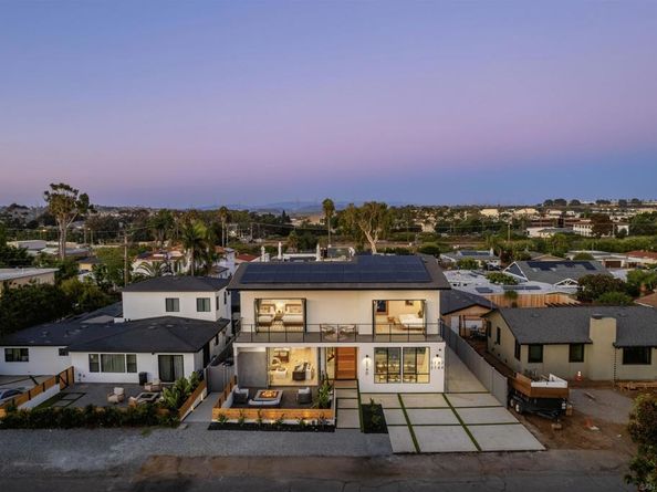 5140 Los Robles Dr, Carlsbad CA 92008