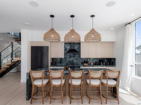 5140 Los Robles Dr, Carlsbad CA 92008