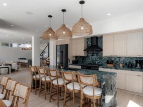 5140 Los Robles Dr, Carlsbad CA 92008