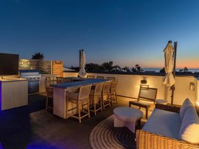 5140 Los Robles Dr, Carlsbad CA 92008