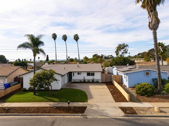 4820 Siesta Dr, Oceanside CA 92057