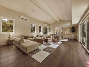 16838 Oak View Drive, Encino CA 91436