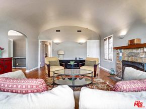 6171 Barrows Drive, Los Angeles CA 90048