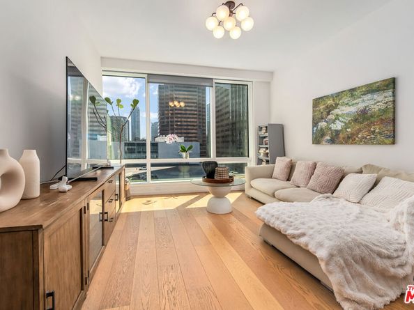 877 Francisco Street 707, Los Angeles CA 90017