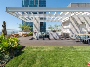 877 Francisco Street 707, Los Angeles CA 90017