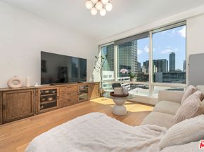 877 Francisco Street 707, Los Angeles CA 90017