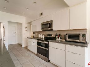 1509 Greenfield Avenue 201, Los Angeles CA 90025
