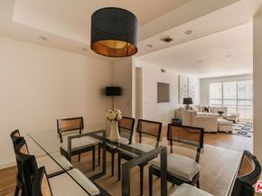 1509 Greenfield Avenue 201, Los Angeles CA 90025