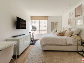 1509 Greenfield Avenue 201, Los Angeles CA 90025