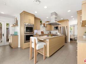 4911 Ben Avenue, Valley Village CA 91607