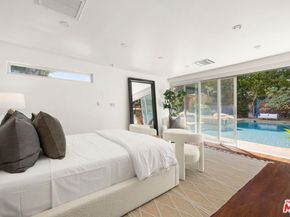 4911 Ben Avenue, Valley Village CA 91607